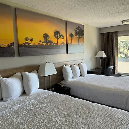 Days Inn By Wyndham Brooksville-2