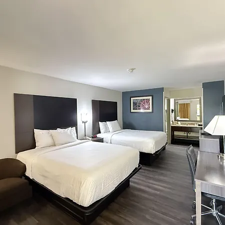 Baymont By Wyndham Tallahassee-2