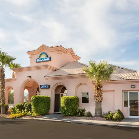 Days Inn By Wyndham Bullhead City-3