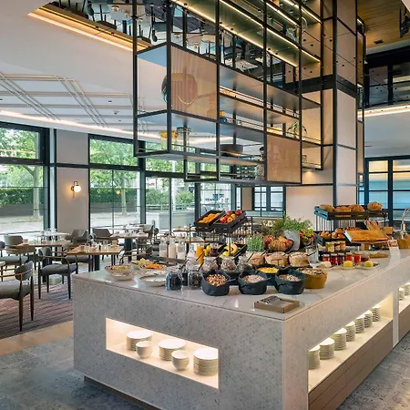 Doubletree By Hilton Berlin Ku'Damm-2