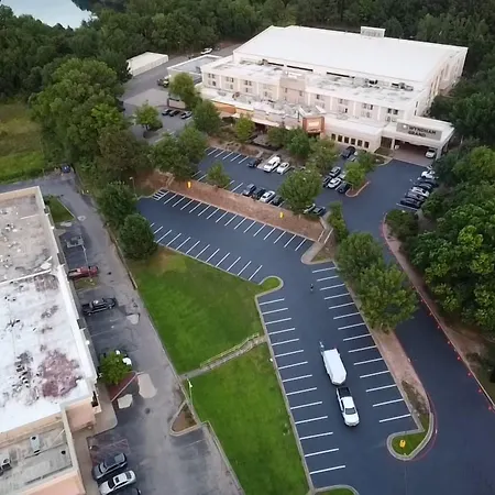 Wyndham Grand Executive Center Little Rock Airport-3