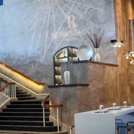 Renaissance Concourse Atlanta Airport Hotel-3