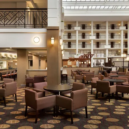 Embassy Suites By Hilton Piscataway Somerset-3