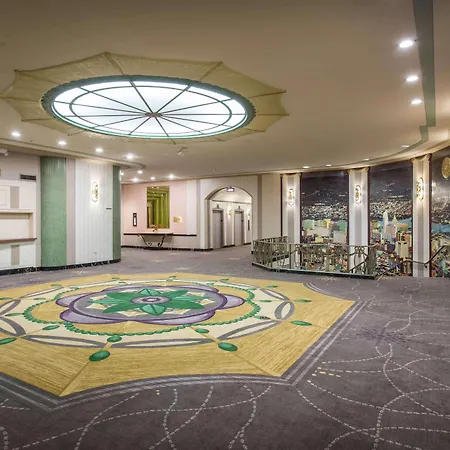 Hilton Cincinnati Netherland Plaza-3