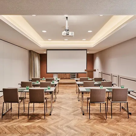 Crowne Plaza Vienna By Ihg-2