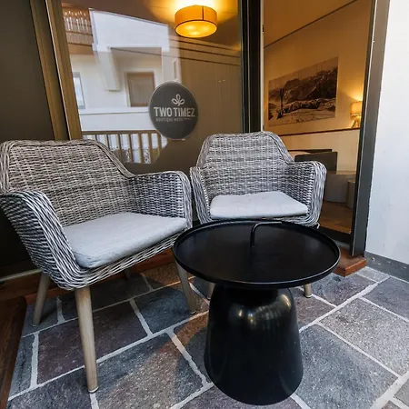 Two Timez - Boutique Hotel - With Ac-2