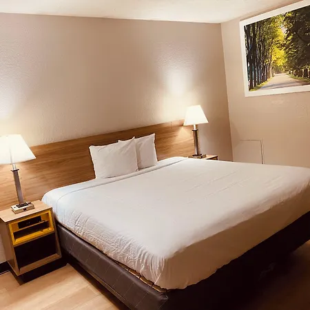Days Inn By Wyndham Amherst Oh - Near Cleveland Cedar Point & Lake Erie-3