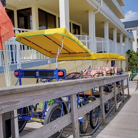 Howard Johnson Plaza By Wyndham Ocean City Oceanfront-2