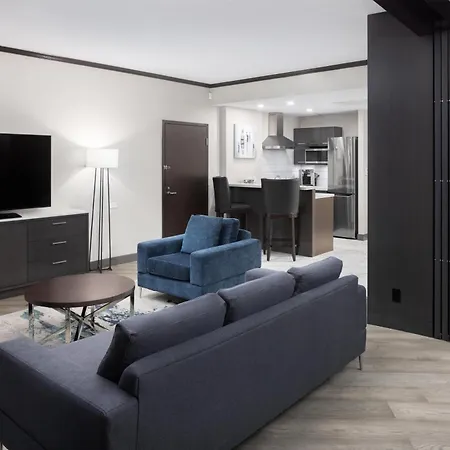 Hilton Vancouver Metrotown-2