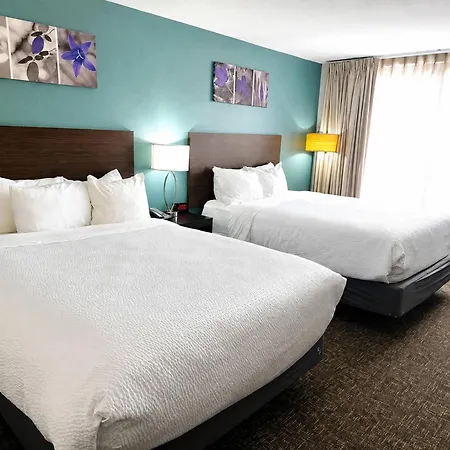 Sleep Inn & Suites Near Spirit Mountain-2