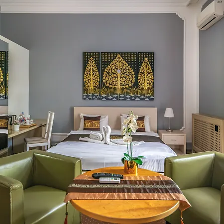 Andrassy Thai Hotel-2