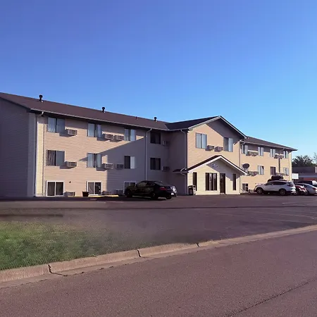 Howard Johnson By Wyndham Albert Lea-3