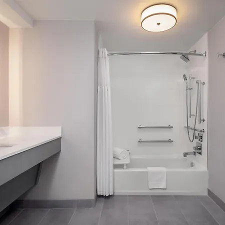 Homewood Suites By Hilton Fresno-3