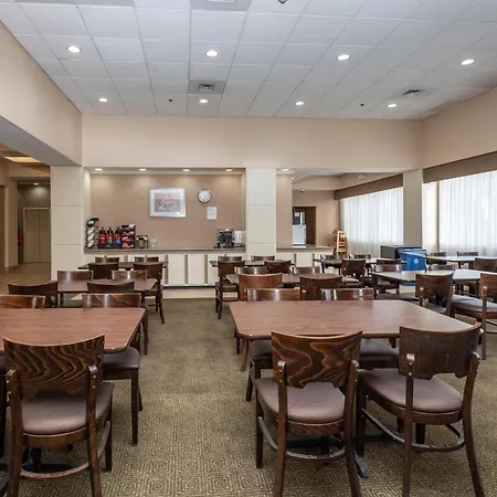 La Quinta By Wyndham New Haven-3