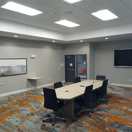 Holiday Inn - Kansas City - Northeast By Ihg-3
