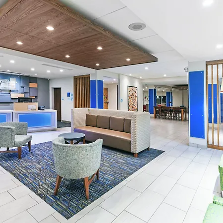 Holiday Inn Express & Suites Junction By Ihg-3