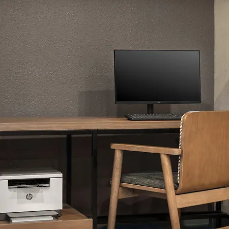 Comfort Suites-2
