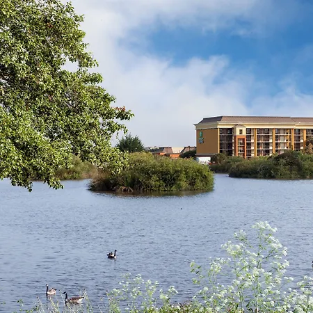 Holiday Inn Express At Monterey Bay By Ihg-3