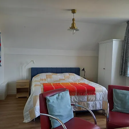 Room By The Sea-3