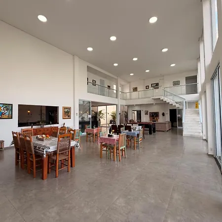 Hospedaria Colinas-2