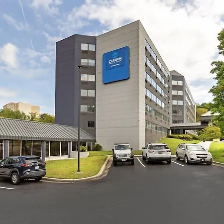 Clarion Hotel & Suites BWI Airport North-2