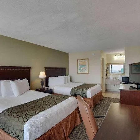 Baymont By Wyndham Panama City Beach-3