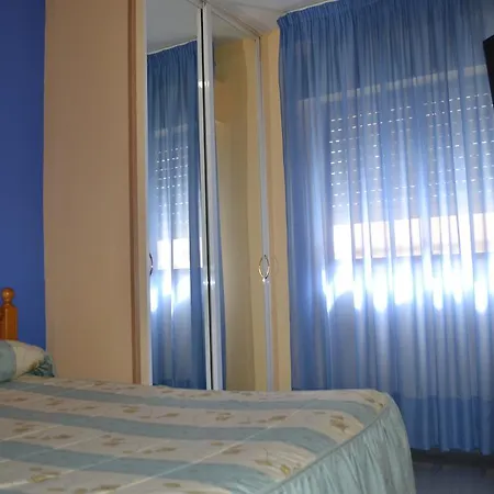 Hostal Al-Qazeres-3