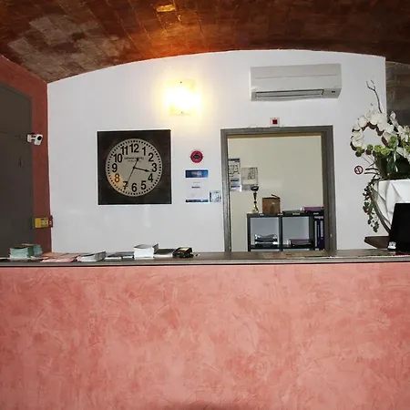 Hotel Riviera-2