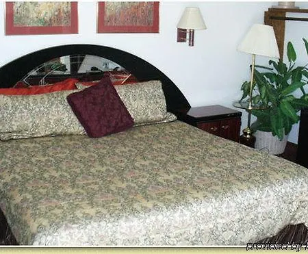 Oakdale Motel-2