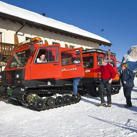 Mahlknechthuette Seiseralm-2