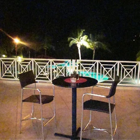 Sea Breeze Hotel-3