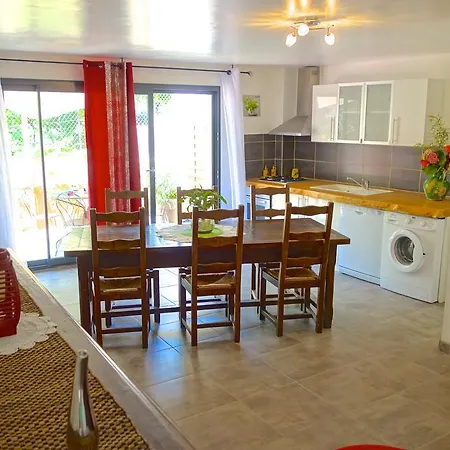 Le Clos Saint Elme-3