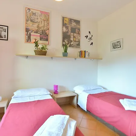 Amarcord B&B-3