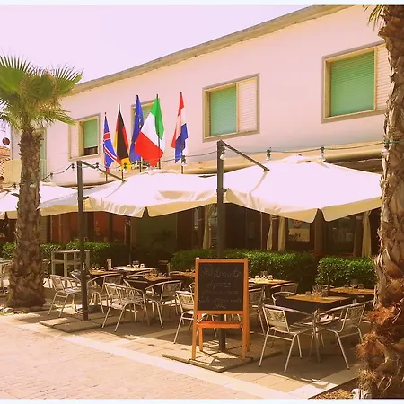 Hotel Aurora-3