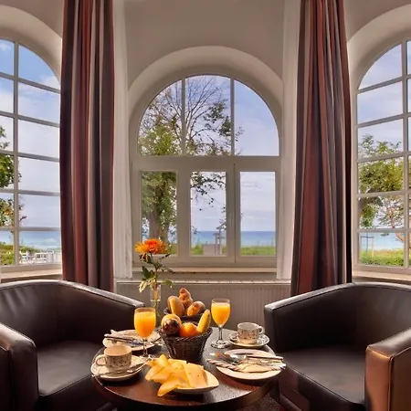 Strandhotel Binz-3