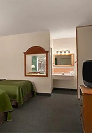 Travelodge By Wyndham Bedford-3