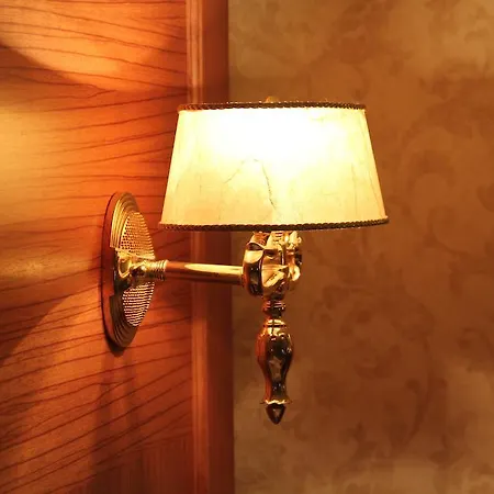 Landsman Hotel-2