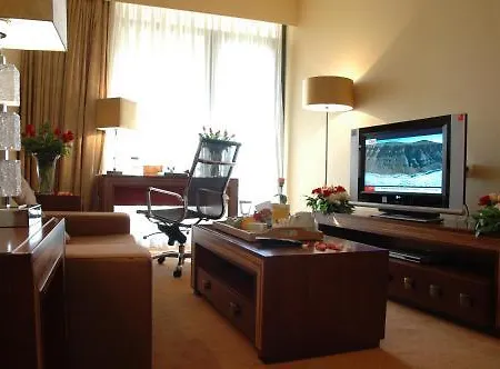 Hilton Alger-2