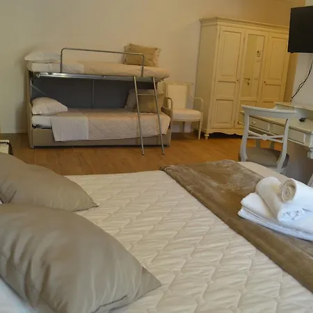 Hotel RivaMia-3