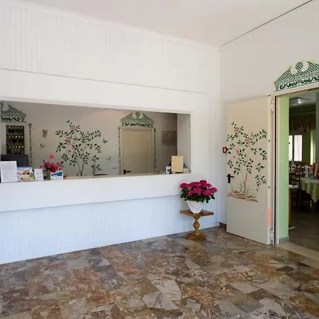 Hotel Viscount-3