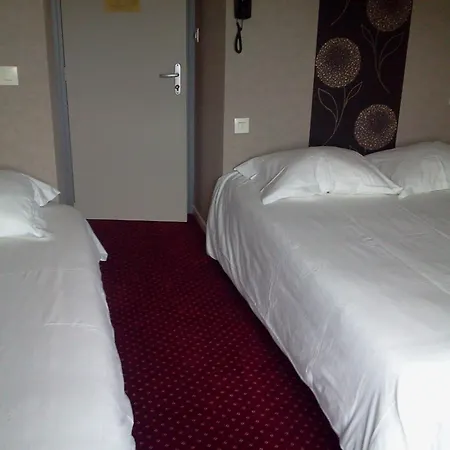 Logis Hotel Restaurant Le Phare-3