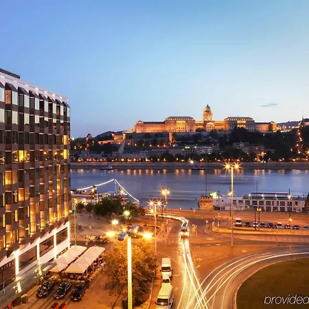 Sofitel Budapest Chain Bridge-3