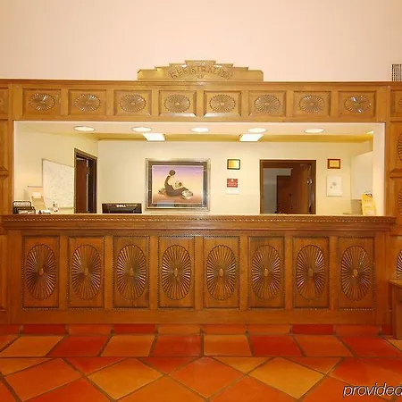 Comfort Suites Taos-2