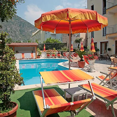 Hotel Albatros-2