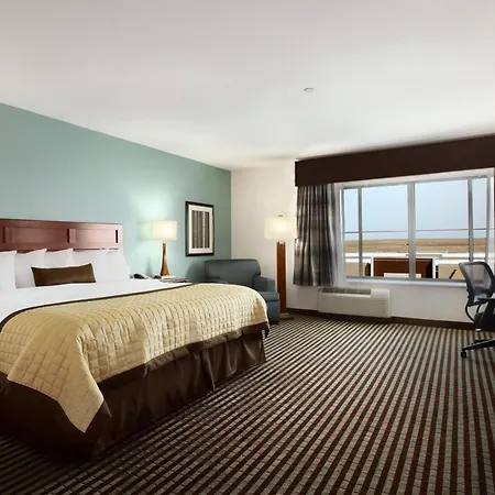 Baymont By Wyndham Denver International Airport-2