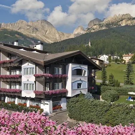 Alpen Hotel Corona-3