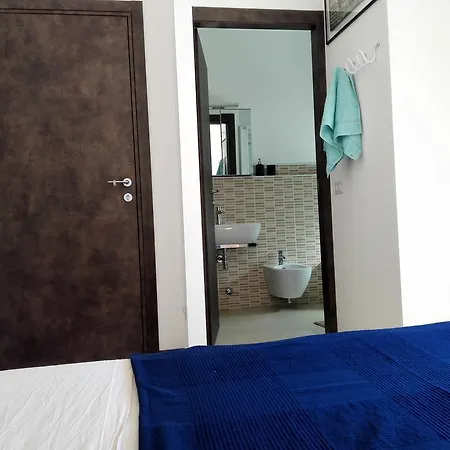 B&B Rosa Blu-3