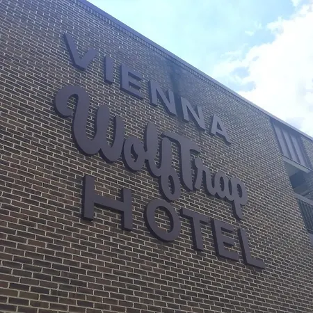 Vienna Wolf Trap Hotel-2