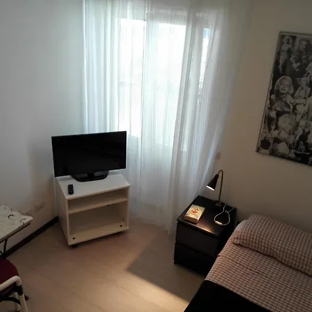 B&B Rosa Blu-3