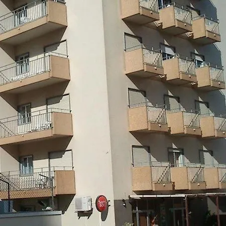 Hotel Apartamento Iate-3